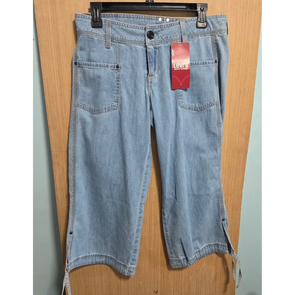 Levis Vintage Light Wash‎ Denim Capris Tie Hem Patch Pockets Brazil Size 5 JR M